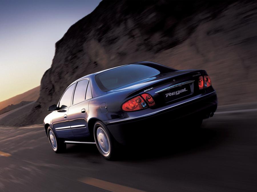  Buick Regal 2005 года  (CN) (фото 4 из 13)